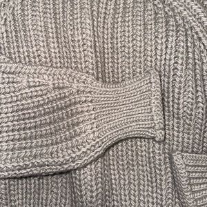 H&M sweater